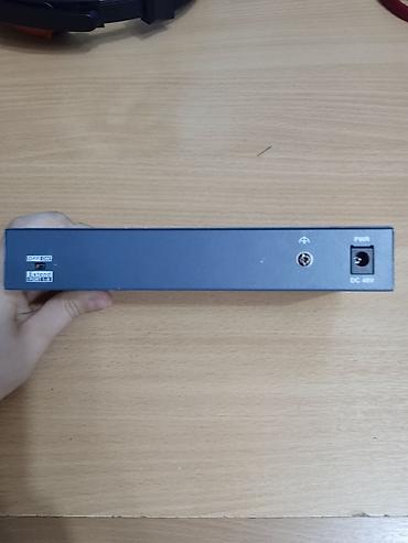 хаб свитч: Коммутатор Hikvision Value Series с PoE - 8 PoE-портов RJ-45 для — 4
