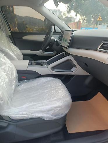 BYD: BYD Yuan Up: 2025 г., Электромобиль, Кроссовер — 14