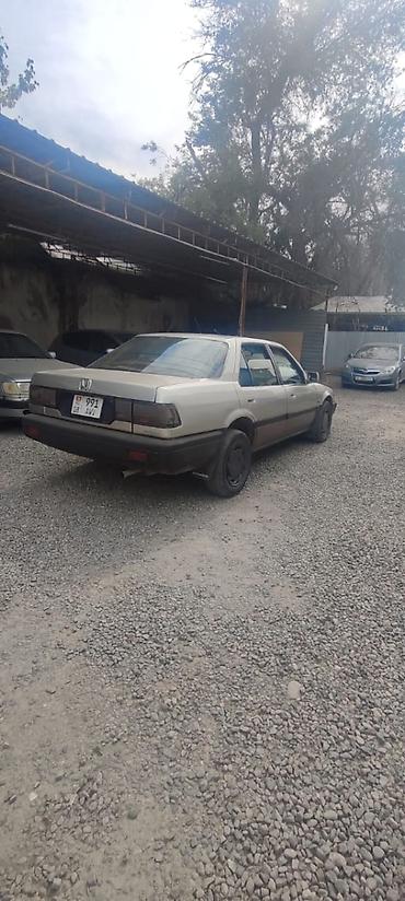 1987: Honda Accord: 1987 г., 2 л, Механика, Бензин, Седан — 5