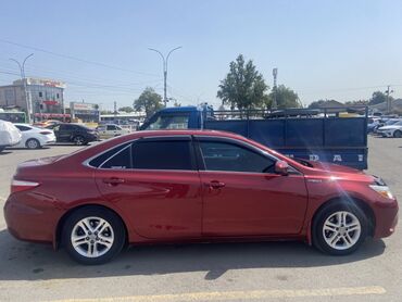 купить машину за 2000 долларов: Toyota Camry: 2017 г., 2.5 л, Вариатор, Гибрид, Седан