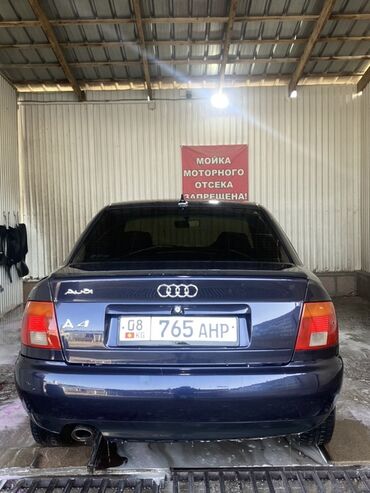 Audi: Audi A4: 1996 г., Автомат, Седан — 2