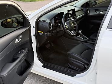 Kia: Kia K3: 2018 г., 1.6 л, Вариатор, Бензин, Седан — 8