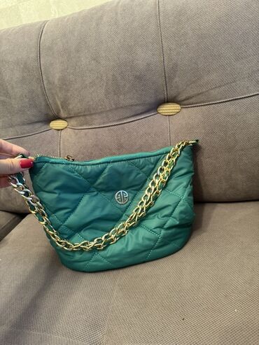 Çantalar: Çiyin çantası — 16