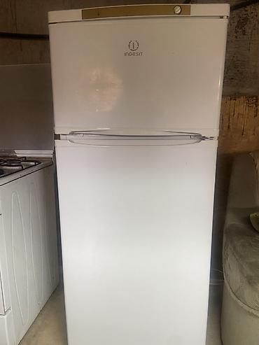 морозильник indesit: Холодильник Indesit, Б/у, Двухкамерный, 60 * 160 * — 3