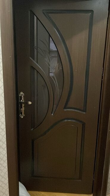 Furnitura və aksessuarlar: Qonaq otağı üçün İşlənmiş Otaq qapısı 90x200 sm Naliçnik ilə, Zəmanətsiz, Ödənişli quraşdırma, Ünvandan götürmə