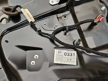 bmw 6 tuning: PODIZAC STAKLA ZA VOLKSWAGEN PASSAT B6 ZA 2007. GOD. - 3C4839755G — 5