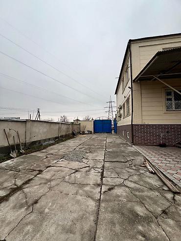 Продажа коттеджей и домов: Продается дом🔥 📍 Адрес: Лебединовка(ориентир Жибек-жолу,восточная) 🔢 — 5