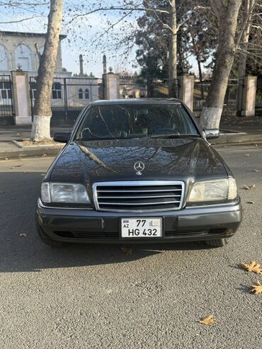 Mercedes-Benz: Mercedes-Benz C-Class: 2.2 l | 1995 il Sedan — 2