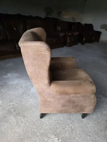 Fotelje: Odlicno stanje. Cena po komadu — 8