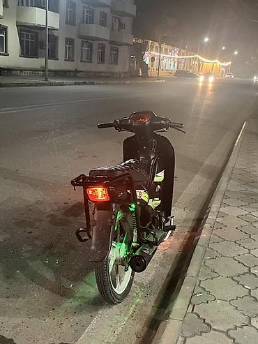 Mopedlər,skuterlər: Moped/skutər – şəhər içi rahat gediş üçün yığcam və qənaətcil model — 5
