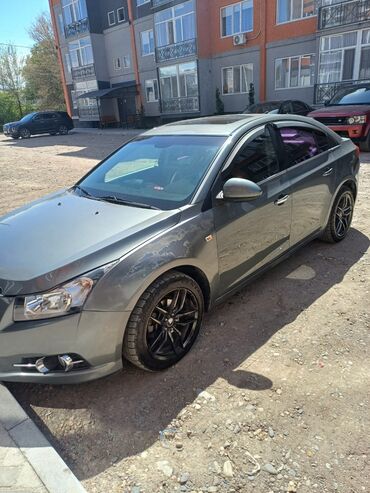 Chevrolet: Chevrolet Cruze: 2010 г., Автомат, Бензин, Седан