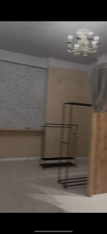 продаю пол дома район рабочий городок: Сдаю половину помещения под шоурум или реставрацию одежды Первый