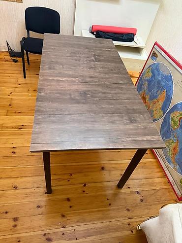 karta: Ofis masası və stul dəsti - Masa: düzbucaqlı forma, taxta teksturalı — 4