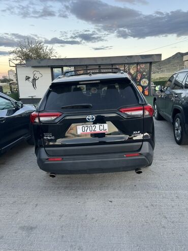 купить рендж ровер спорт: Toyota RAV4: 2021 г., 2.5 л, Автомат, Гибрид, Внедорожник