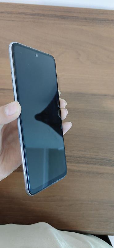 note 2: Redmi, Redmi Note 10, Б/у, 128 ГБ, цвет - Белый, 2 SIM — 1