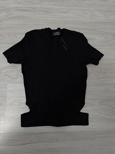 pull bear: Bershka, hm crop, Zara

Цена за одну вещь 200-300 сом, уточняйте — 7