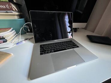 Ноутбуки: Ноутбук, Apple, 32 ГБ ОЗУ, Intel Core i9, 15.4 ", Б/у, Для несложных задач, память SSD