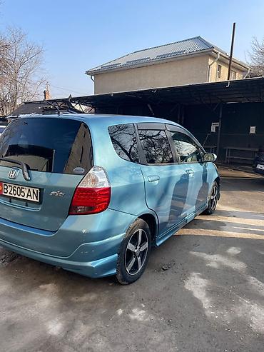 Honda: Honda Fit: 2006 г., 1.3 л, Вариатор, Бензин, Хэтчбэк — 1