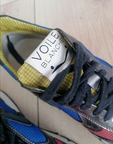 Women's Sneakers and athletic shoes: 37 — 4