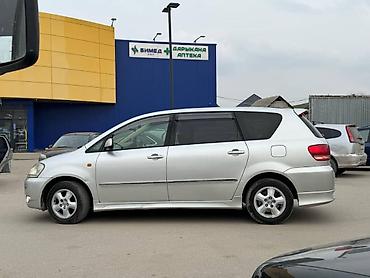 Toyota: Toyota Ipsum: 2003 г., 2.4 л, Автомат, Бензин, Минивэн — 4