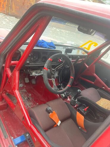 ВАЗ (ЛАДА): ВАЗ (ЛАДА) 2105: 2010 г., 2 л, Механика, Бензин, Седан — 3