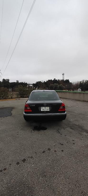 mersedes cl: Mercedes-Benz CL 220: 2.2 l | 1993 il Sedan — 5