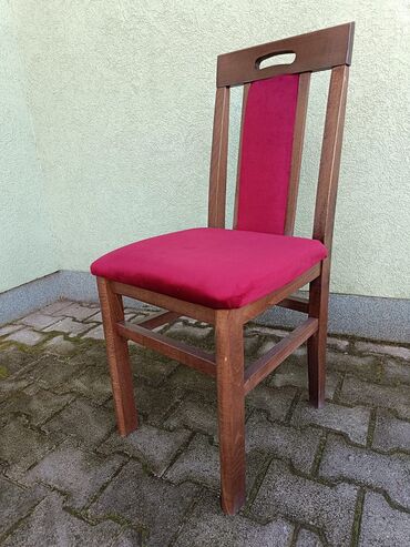 Stolice: Nove stolice iz proizvodnje

 po komadu — 15