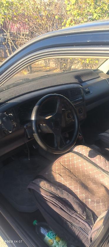 титан на голф: Volkswagen Golf: 1992 г., 1.8 л, Механика, Бензин, Хэтчбэк — 2
