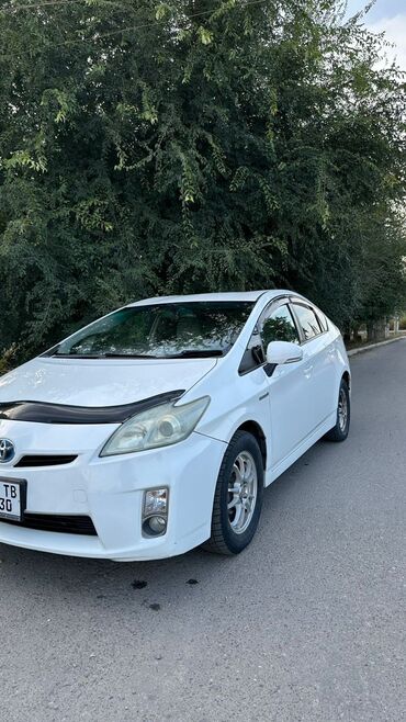 Toyota: Toyota Prius: 2010 г., 1.8 л, Вариатор, Гибрид, Хэтчбэк