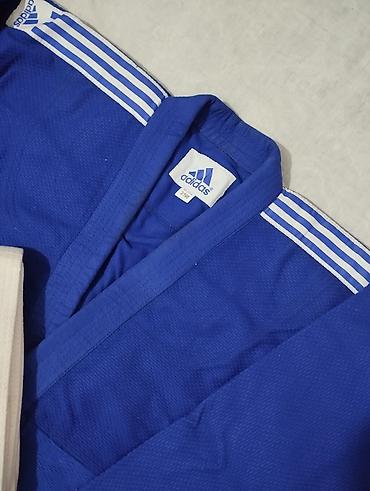 judo: Кимоно для дзюдо adidas (синее), комплект: - Куртка с фирменными тремя — 2