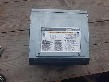 universal monitor: Universal monitordu, xtrailin üstündən çıxartmışam.işləyur blutuzu da — 2
