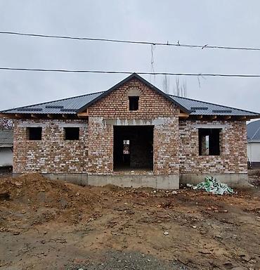 Продажа коттеджей и домов: В Сокулуке продается недостроенный кирпичный дом 120 кв — 1