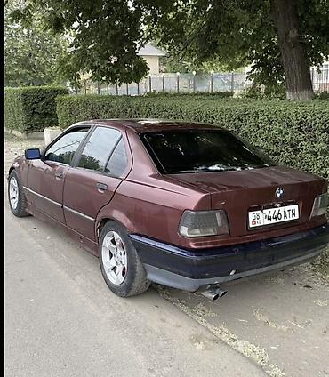 BMW: BMW 3 series: 1992 г., Седан — 5