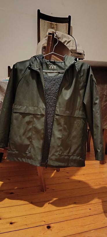 ucuz kask: ZARA kişi üst geyimləri kolleksiyası - Model 1: Yağışa davamlı parkа — 1