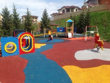 Другое для спорта и отдыха: Резиновое покрытие для детской площадки, Покрытия для детских