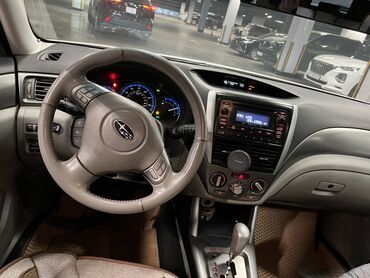 Subaru: Subaru Forester: 2010 г., 2.5 л, Автомат, Газ, Кроссовер — 10
