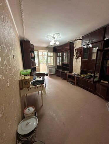 Продажа квартир: 3 комнаты, 58 м², 104 серия, 2 этаж, Старый ремонт
