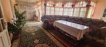 сто авто: 🏡 Кызыл-Кыя шаарында кең, чоң жеке үй сатылат! 📍 Дареги: Кызыл-Кыя — 2