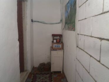 сдаю дом карпинка: 1 бөлмө, 40 кв. м, Жеке план, 1 кабат, Евроремонт