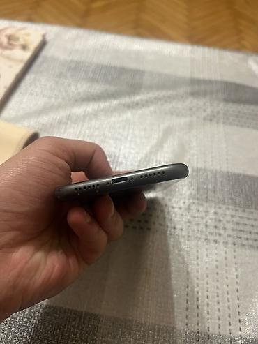 apple iphone 4: IPhone 11, Qara, Face ID — 5