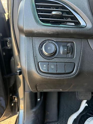 Chevrolet: Chevrolet Spark: 2017 г., 1 л, Автомат, Бензин, Хэтчбэк — 13