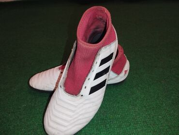бутсы найк детские: Бутсы adidas predator хорошем состояние размер 34-35! Носил 1 месяц at lalafo.kg бутсы найк детские: Бутсы adidas predator хорошем состояние размер 34-35! Носил 1 месяц