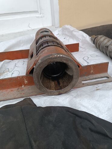 Масло, консервы: Шнековый Маслопресс.Маслобойка . только шнек вал и стол. рабочий — 13