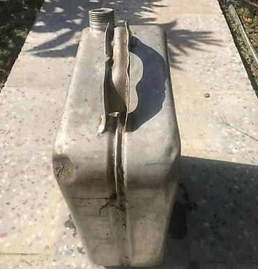benzin kanister: Metal yanacaq bidonu - Material: metal (qalın divarlı) - Həcm — 3