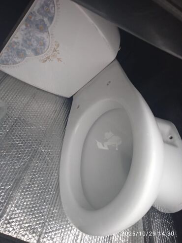 продам душевую кабину бу: Унитаз Полго орнотуу, Колдонулган, Материалы: Фаянс lalafo.kg да продам душевую кабину бу: Унитаз Полго орнотуу, Колдонулган, Материалы: Фаянс