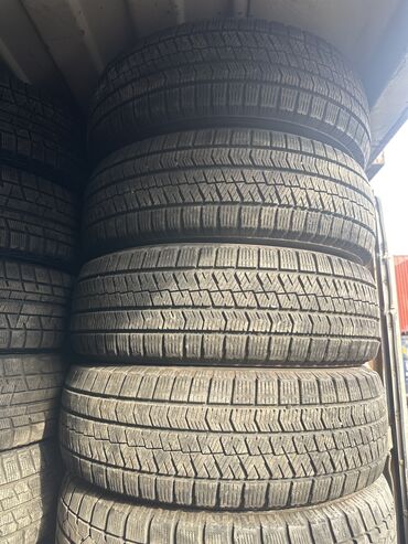 Шины: Шины 205 / 65 / R 16, Зима, Б/у, Комплект, Легковые, Япония, Bridgestone