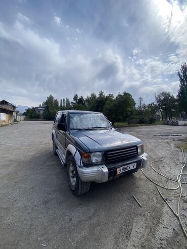 митсубиши паджеро: Mitsubishi Pajero: 1992 г., 2.3 л, Механика, Дизель, Кроссовер