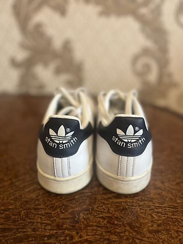 Kişi ayaqqabıları: Adidas Stan Smith klassik ağ ayaqqabısı - Model: Adidas Originals — 3