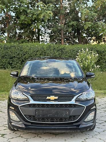spark 2018: Chevrolet Spark: 2018 г., 1 л, Вариатор, Бензин, Хэтчбэк — 1