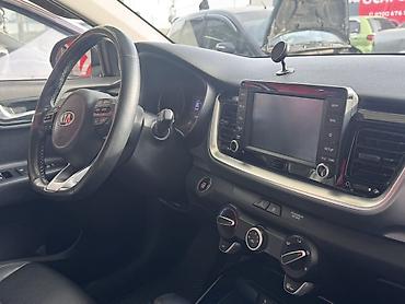Kia: Kia Stonic: 2019 г., 1.4 л, Автомат, Бензин, Кроссовер — 2